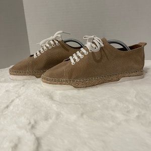 andre assous size 36 tan hand sewn in Spain